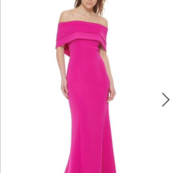 Vince Camuto Dresses & Skirts - VINCE CAMUTO GOWN